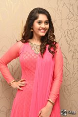 Surabhi at Gentleman Movie Success Meet